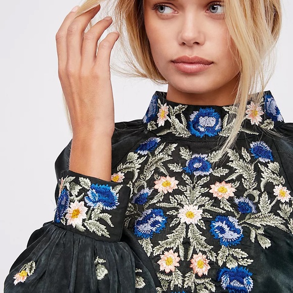 Free People Jessica High Neck Embroidered Black Peasant Blouse Top Boho Gypsy - Picture 5 of 16